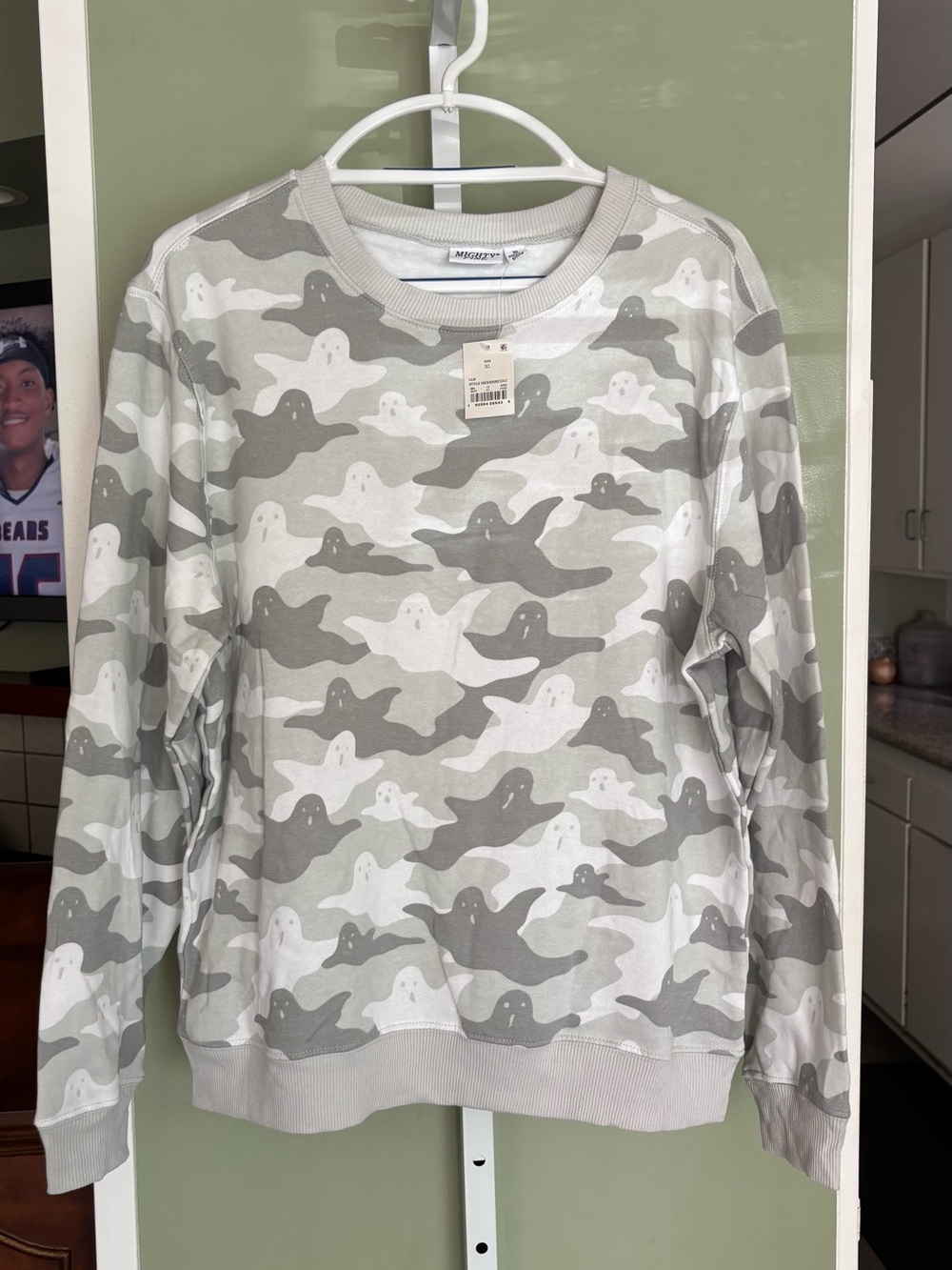 Men’s-woman’s xl Light Gray Ghost Camo Crewneck Sweater